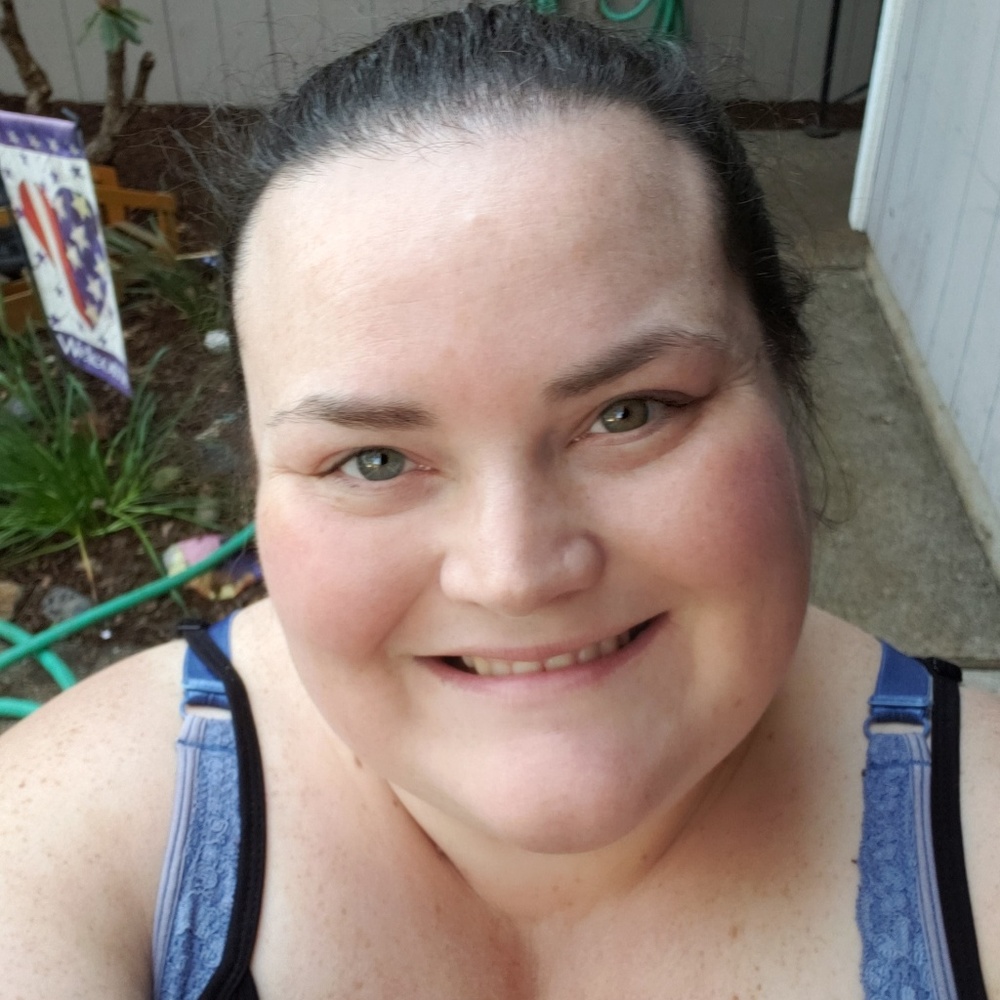 Meet your Posher, Felicia